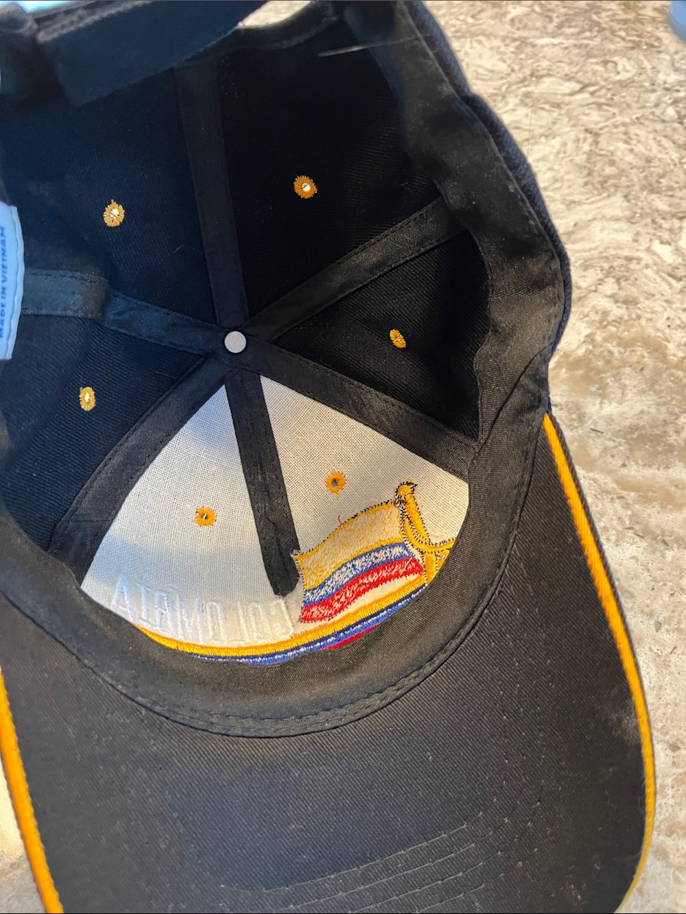 Colombia Embroidered Baseball Cap - Navy
w Red,Yellow Accents One Sz Wool/Acryl - Picture 4 of 5